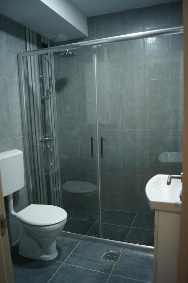 Apartman Una سرمسكي كارلوفيتش المظهر الخارجي الصورة