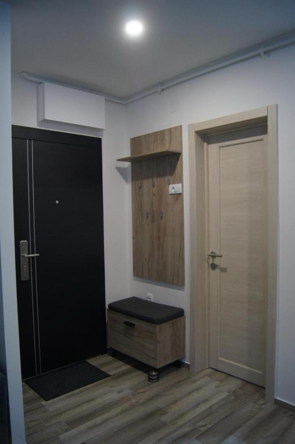 Apartman Una سرمسكي كارلوفيتش المظهر الخارجي الصورة