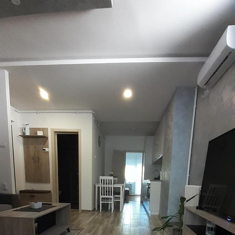 Apartman Una سرمسكي كارلوفيتش المظهر الخارجي الصورة